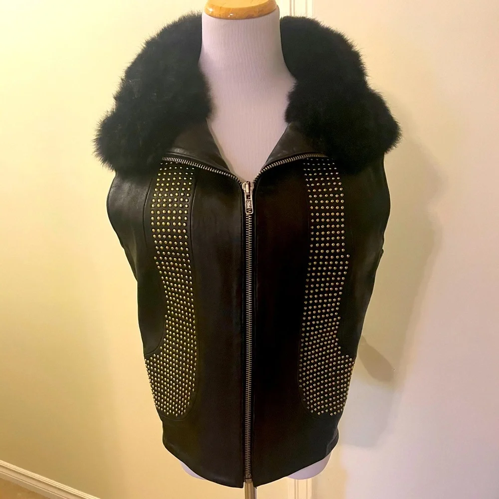 Ernte genuine leather vest with gold stud detail - Picture 3 of 16